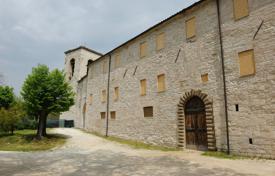 山庄 – 意大利，Marche，Sassoferrato. 3,500,000€