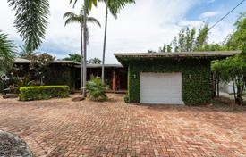 别墅 – 美国，佛罗里达，North Miami. $875,000