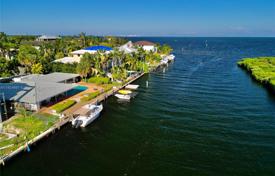 市内独栋房屋 – 美国，佛罗里达，科勒尔盖布尔斯. $6,950,000