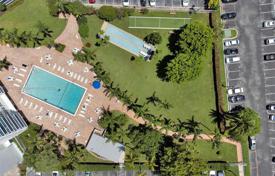住宅 – 美国，佛罗里达，劳德代尔堡. $475,000