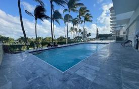 公寓大厦 – 美国，佛罗里达，Surfside. $599,000