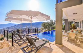 6-室的 山庄 260 m² Kalkan, 土耳其. $1,318,000