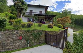 市内独栋房屋 – 意大利，皮埃蒙特，Stresa. 390,000€