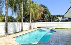 市内独栋房屋 – 美国，佛罗里达，迈阿密，West End. $1,050,000