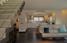 4-室的 市内独栋房屋 288 m² 巴塞罗那, 西班牙. 1,250,000€