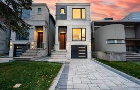 市内独栋房屋 – 加拿大，安大略，多伦多，北约克. C$2,503,000
