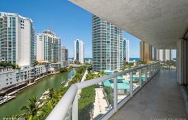 住宅 – 美国，佛罗里达，迈阿密，柯林斯大道. $819,000