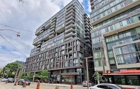 住宅 – 加拿大，安大略，多伦多，Bathurst Street. C$698,000