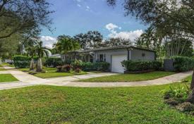 市内独栋房屋 – 美国，佛罗里达，Miami Shores. $1,200,000
