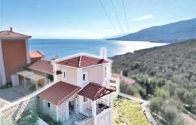 市内独栋房屋 – 希腊，伯罗奔尼撒. 275,000€