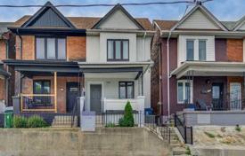 联排别墅 – 加拿大，安大略，多伦多，Old Toronto. C$1,160,000