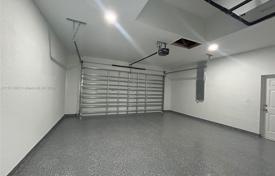 3-室的 市内独栋房屋 196 m² Lehigh Acres, 美国. $390,000