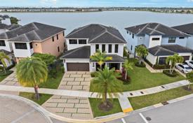 市内独栋房屋 – 美国，佛罗里达，迈阿密，Miami Lakes. $1,085,000