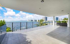 公寓大厦 – 美国，佛罗里达，迈阿密滩. $3,600,000