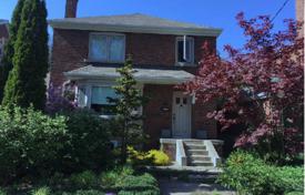 3-室的 市内独栋房屋 East York, 加拿大. C$1,960,000
