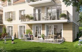 市内独栋房屋 – 法国，法兰西岛，Val-d'Oise. From 226,000€