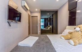1-室的 公寓在共管公寓 Watthana, 泰国. $153,000