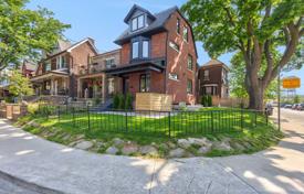 联排别墅 – 加拿大，安大略，多伦多，Old Toronto. C$2,310,000