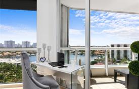 公寓大厦 – 美国，佛罗里达，阿文图拉，Yacht Club Drive. $685,000