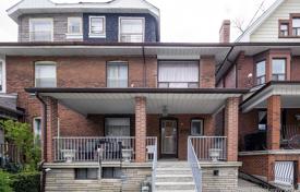 联排别墅 – 加拿大，安大略，多伦多，Old Toronto，Christie Street. C$1,857,000
