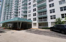 公寓大厦 – 美国，佛罗里达，阳光岛海滩. $600,000