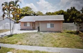 市内独栋房屋 – 美国，佛罗里达，Broward，North Lauderdale. $430,000