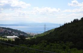 8-室的 市内独栋房屋 200 m² Rijeka, 克罗地亚. 375,000€