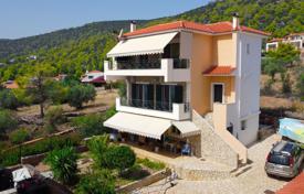 市内独栋房屋 – 希腊，伯罗奔尼撒. 240,000€