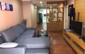3-室的 公寓在共管公寓 Watthana, 泰国. $244,000