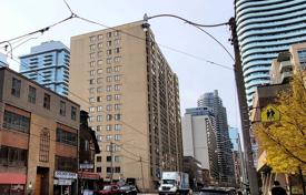 住宅 – 加拿大，安大略，多伦多，Old Toronto，Carlton Street. C$1,219,000