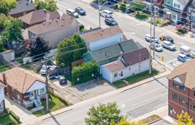 市内独栋房屋 – 加拿大，安大略，多伦多，Woodbine Avenue. C$962,000