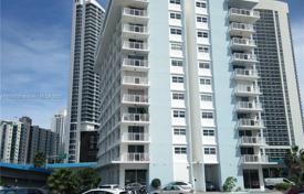 公寓大厦 – 美国，佛罗里达，Hallandale Beach. $340,000