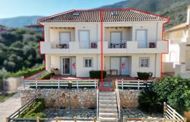 联排别墅 – 希腊，伯罗奔尼撒. 195,000€