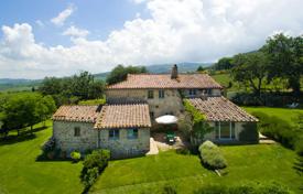8-室的 山庄 370 m² Pienza, 意大利. 1,350,000€