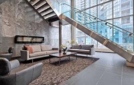 住宅 – 加拿大，安大略，多伦多，Old Toronto，Iceboat Terrace. C$851,000