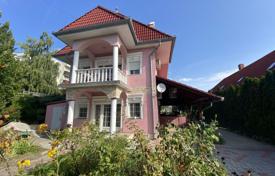 联排别墅 – 匈牙利，佐洛州，黑维兹. 540,000€