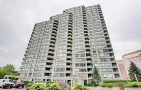 3-室的 住宅 Yonge Street, 加拿大. C$741,000