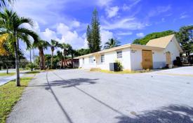 市内独栋房屋 – 美国，佛罗里达，劳德代尔堡. $550,000