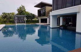 别墅 – 泰国，Bangkok，Bang Na. $342,000