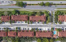 市内独栋房屋 – 美国，佛罗里达，Broward，Pembroke Pines. $470,000