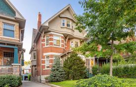 市内独栋房屋 – 加拿大，安大略，多伦多，Old Toronto. C$1,946,000