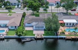 别墅 – 美国，佛罗里达，North Miami. $1,150,000