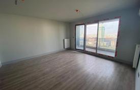 1-室的 住宅 70 m² Büyükçekmece, 土耳其. $245,000