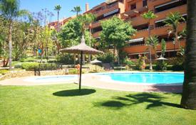 2-室的 住宅 101 m² 马贝拉, 西班牙. 500,000€