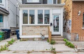 市内独栋房屋 – 加拿大，安大略，多伦多，Old Toronto，Lansdowne Avenue. C$2,057,000