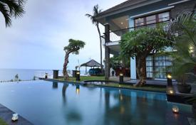 山庄 –  印尼，印度尼西亚，巴厘岛，Lovina Beach. $6,900 /周