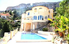 4-室的 山庄 260 m² 卡尔佩, 西班牙. 495,000€