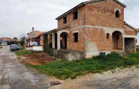市内独栋房屋 – 克罗地亚，伊斯特拉县，普拉. 230,000€