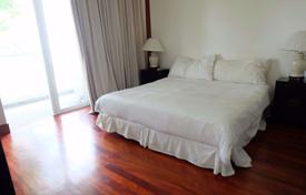 3-室的 公寓在共管公寓 Sathon, 泰国. 4,400€ /周