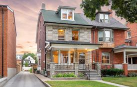 联排别墅 – 加拿大，安大略，多伦多，Old Toronto. C$1,499,000